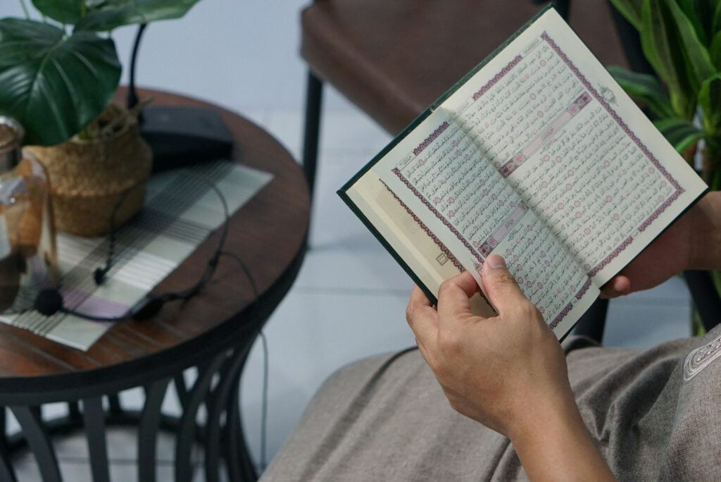 5 Common Quran Reading Mistakes & How to Fix Them (Complete Guide)